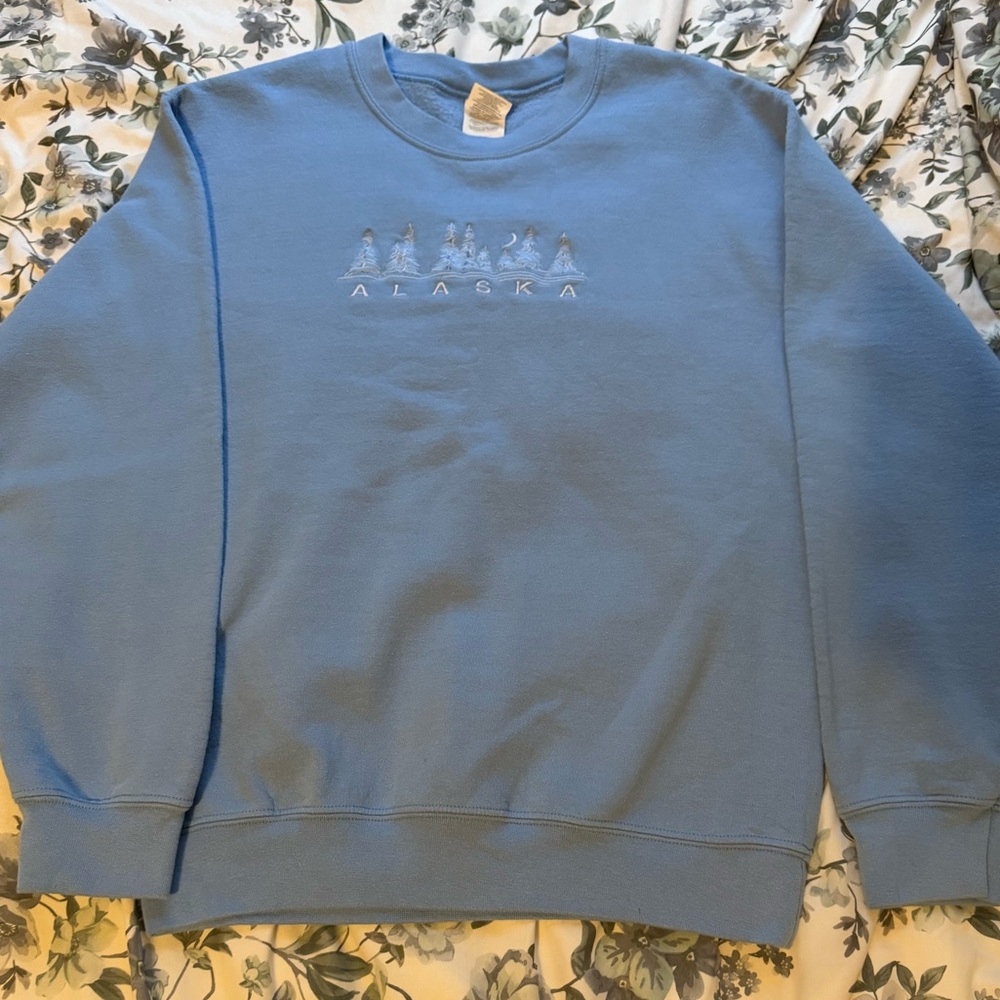 Gildan Light Blue Alaska Crewneck Sweater